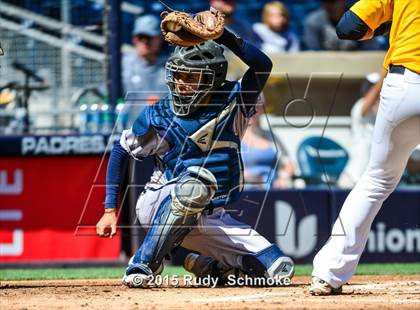 Thumbnail 2 in Bonita Vista vs. Mater Dei Catholic photogallery.