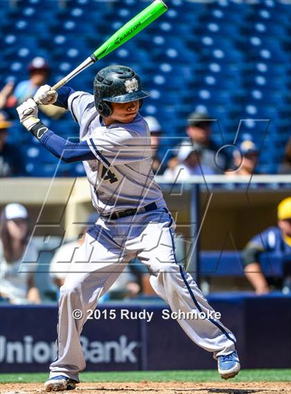 Thumbnail 3 in Bonita Vista vs. Mater Dei Catholic photogallery.