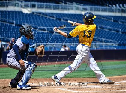 Thumbnail 2 in Bonita Vista vs. Mater Dei Catholic photogallery.