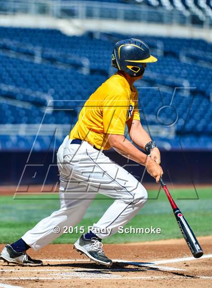 Thumbnail 2 in Bonita Vista vs. Mater Dei Catholic photogallery.
