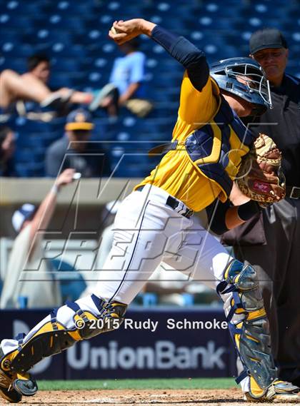 Thumbnail 2 in Bonita Vista vs. Mater Dei Catholic photogallery.