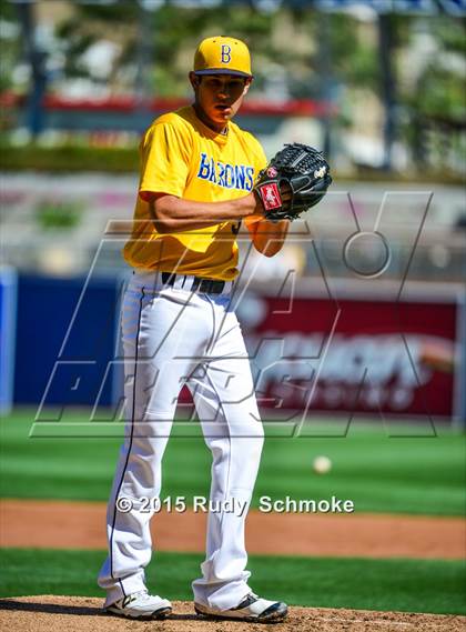 Thumbnail 3 in Bonita Vista vs. Mater Dei Catholic photogallery.