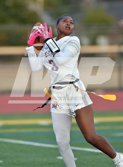 Thumbnail 3 in Elite @ Encina photogallery.