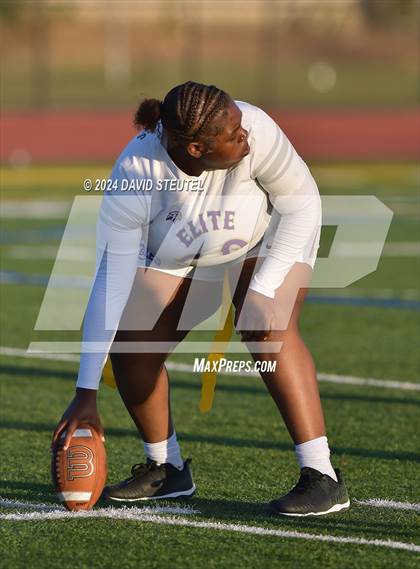 Thumbnail 1 in Elite @ Encina photogallery.