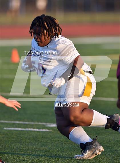 Thumbnail 1 in Elite @ Encina photogallery.
