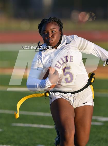 Thumbnail 2 in Elite @ Encina photogallery.