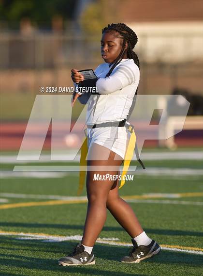 Thumbnail 2 in Elite @ Encina photogallery.