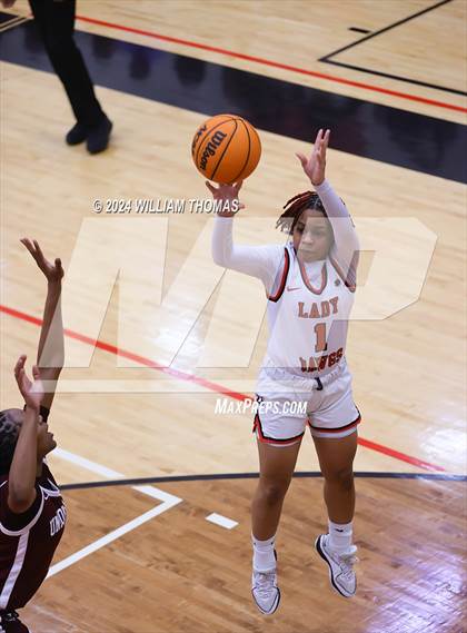 Thumbnail 1 in Union Grove @ Dutchtown photogallery.