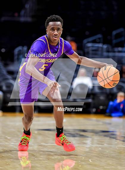 Thumbnail 3 in Bishop Gorman vs. Archbishop Riordan (Coastal Catholic Classic) photogallery.