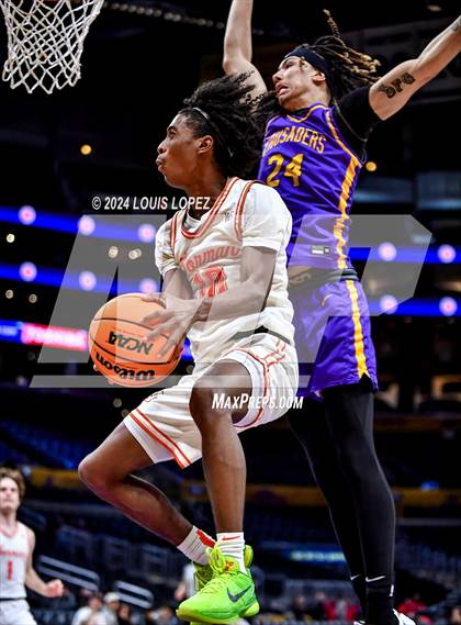 Thumbnail 3 in Bishop Gorman vs. Archbishop Riordan (Coastal Catholic Classic) photogallery.