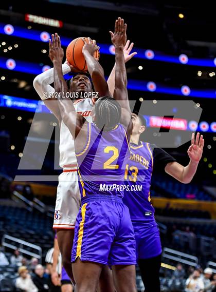 Thumbnail 3 in Bishop Gorman vs. Archbishop Riordan (Coastal Catholic Classic) photogallery.
