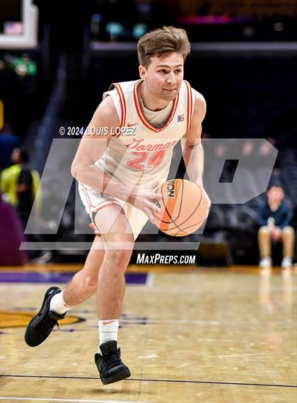 Thumbnail 1 in Bishop Gorman vs. Archbishop Riordan (Coastal Catholic Classic) photogallery.