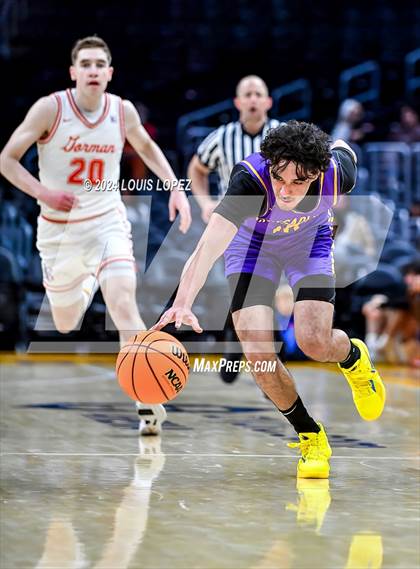 Thumbnail 3 in Bishop Gorman vs. Archbishop Riordan (Coastal Catholic Classic) photogallery.