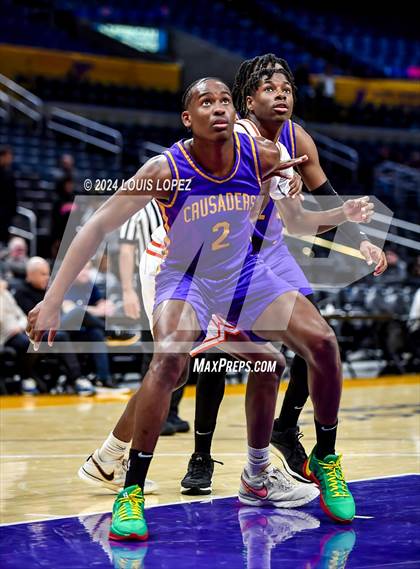 Thumbnail 3 in Bishop Gorman vs. Archbishop Riordan (Coastal Catholic Classic) photogallery.