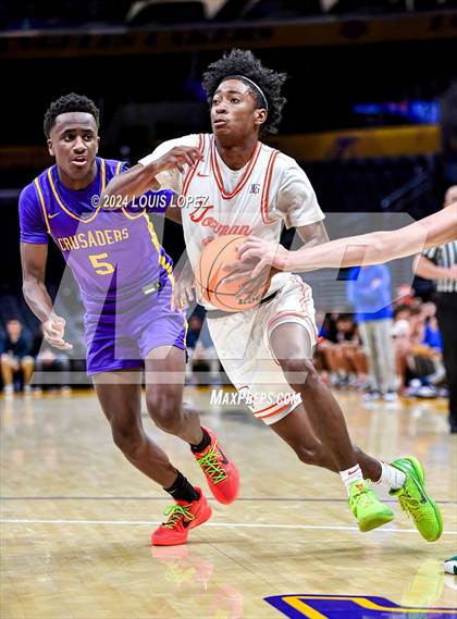 Thumbnail 1 in Bishop Gorman vs. Archbishop Riordan (Coastal Catholic Classic) photogallery.