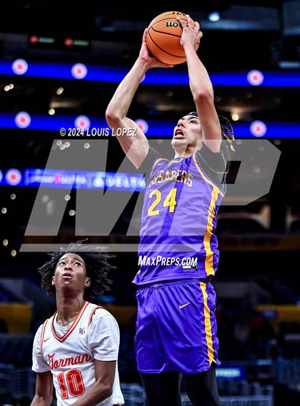 Thumbnail 1 in Bishop Gorman vs. Archbishop Riordan (Coastal Catholic Classic) photogallery.
