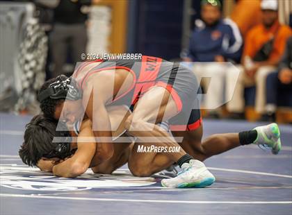 Thumbnail 3 in Spring Valley vs Las Vegas (Spring Valley Duals Round 1) photogallery.
