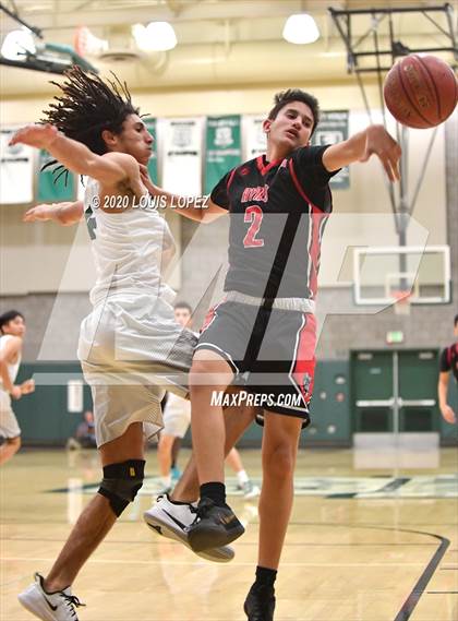 Thumbnail 3 in Bonita vs. Ayala photogallery.