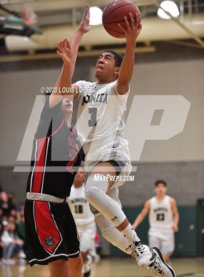 Thumbnail 1 in Bonita vs. Ayala photogallery.