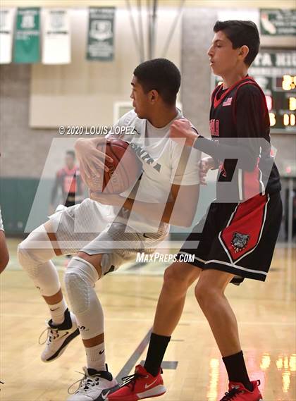 Thumbnail 3 in Bonita vs. Ayala photogallery.