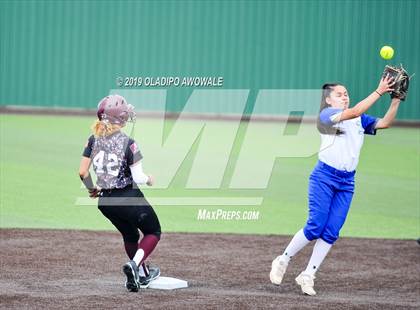 Thumbnail 3 in Temple vs. Wylie (UIL 6A Area Playoff) photogallery.