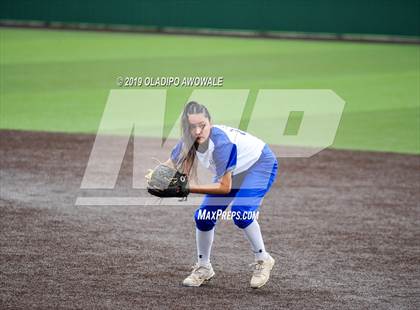 Thumbnail 1 in Temple vs. Wylie (UIL 6A Area Playoff) photogallery.