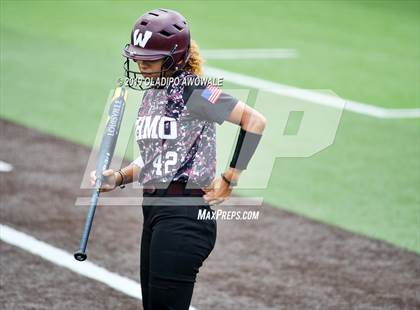 Thumbnail 1 in Temple vs. Wylie (UIL 6A Area Playoff) photogallery.