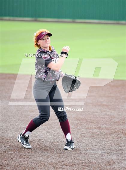 Thumbnail 1 in Temple vs. Wylie (UIL 6A Area Playoff) photogallery.