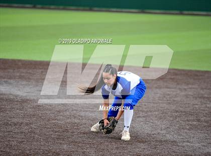 Thumbnail 3 in Temple vs. Wylie (UIL 6A Area Playoff) photogallery.