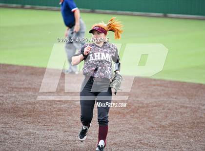 Thumbnail 1 in Temple vs. Wylie (UIL 6A Area Playoff) photogallery.