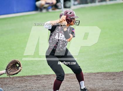 Thumbnail 3 in Temple vs. Wylie (UIL 6A Area Playoff) photogallery.