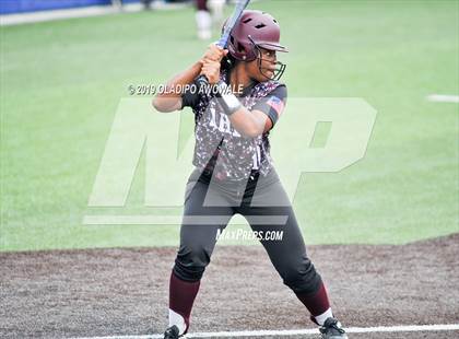 Thumbnail 2 in Temple vs. Wylie (UIL 6A Area Playoff) photogallery.