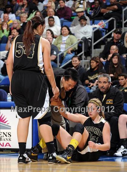 Thumbnail 2 in JW North vs. Foothill (CIF D2 SoCal Regional Final) photogallery.
