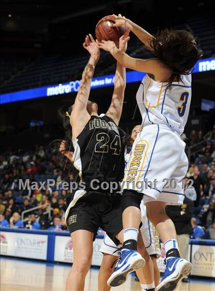 Thumbnail 3 in JW North vs. Foothill (CIF D2 SoCal Regional Final) photogallery.