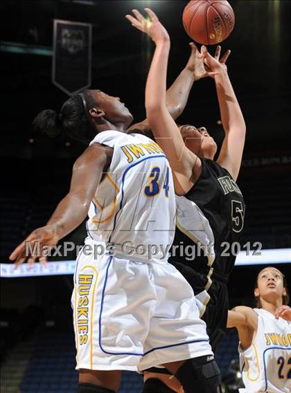 Thumbnail 2 in JW North vs. Foothill (CIF D2 SoCal Regional Final) photogallery.