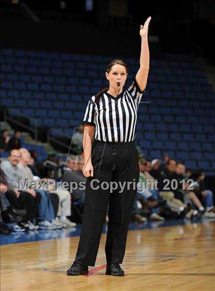 Thumbnail 2 in JW North vs. Foothill (CIF D2 SoCal Regional Final) photogallery.