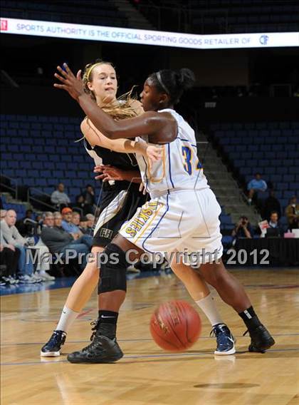 Thumbnail 1 in JW North vs. Foothill (CIF D2 SoCal Regional Final) photogallery.