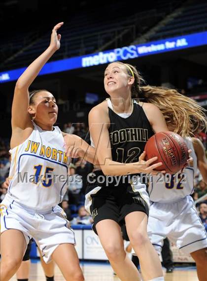 Thumbnail 3 in JW North vs. Foothill (CIF D2 SoCal Regional Final) photogallery.