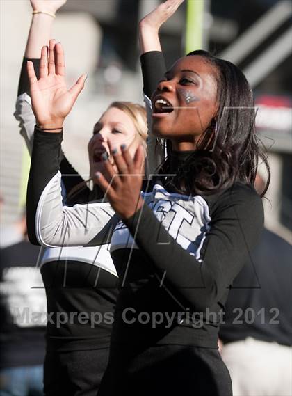 Thumbnail 2 in Colerain vs Elder (OHSAA Playoffs) photogallery.