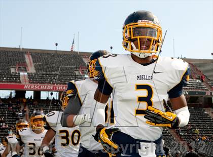 Thumbnail 3 in Colerain vs Elder (OHSAA Playoffs) photogallery.