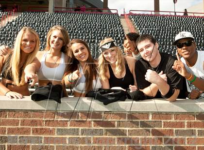 Thumbnail 2 in Colerain vs Elder (OHSAA Playoffs) photogallery.