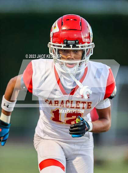 Thumbnail 2 in Paraclete @ Crespi photogallery.