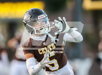 Thumbnail 2 in Paraclete @ Crespi photogallery.
