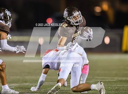 Thumbnail 2 in Paraclete @ Crespi photogallery.