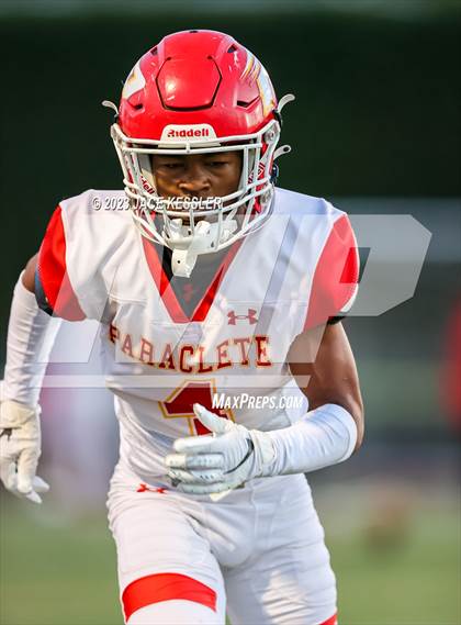 Thumbnail 3 in Paraclete @ Crespi photogallery.