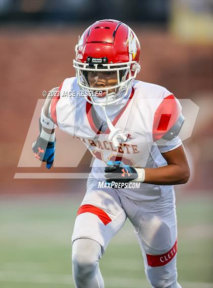 Thumbnail 3 in Paraclete @ Crespi photogallery.