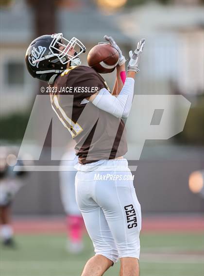 Thumbnail 3 in Paraclete @ Crespi photogallery.