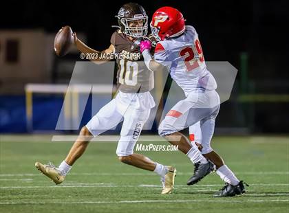 Thumbnail 2 in Paraclete @ Crespi photogallery.