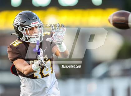 Thumbnail 3 in Paraclete @ Crespi photogallery.
