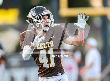 Thumbnail 3 in Paraclete @ Crespi photogallery.